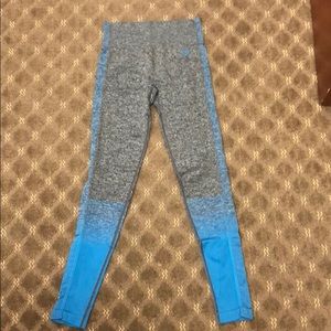 Women’s gym shark leggings